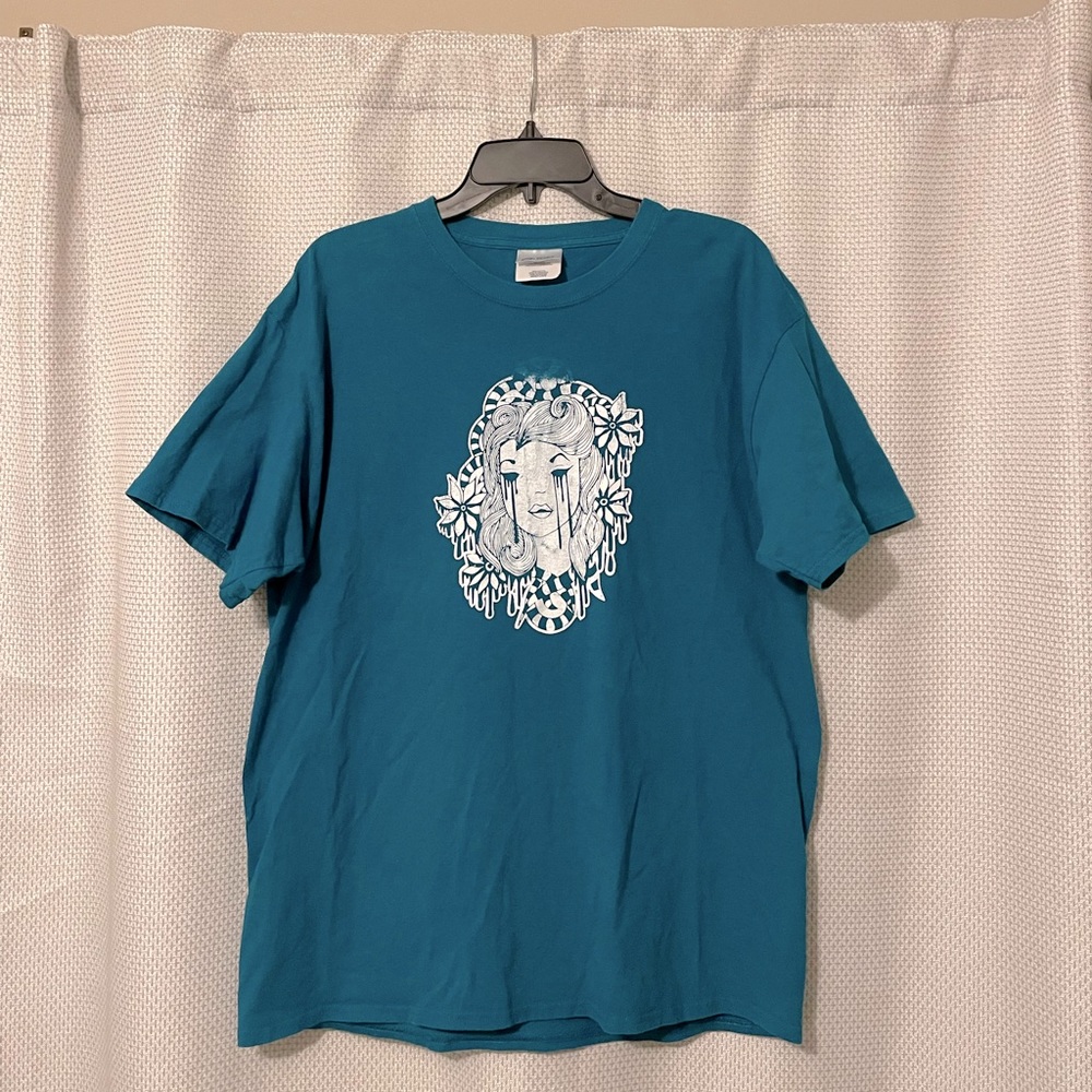Teal Blue Graphic T-Shirt